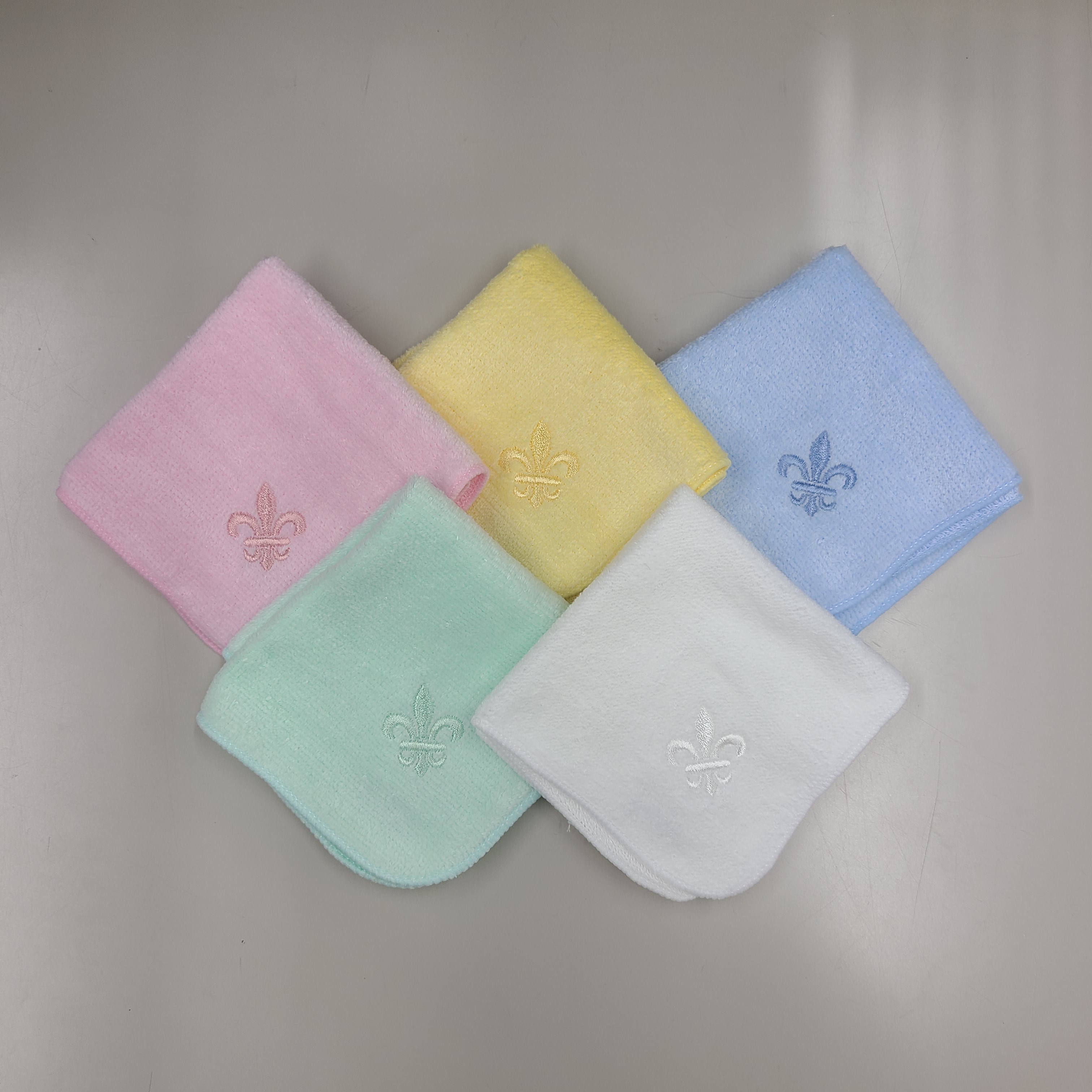 ミニタオルハンカチ（刺繍）